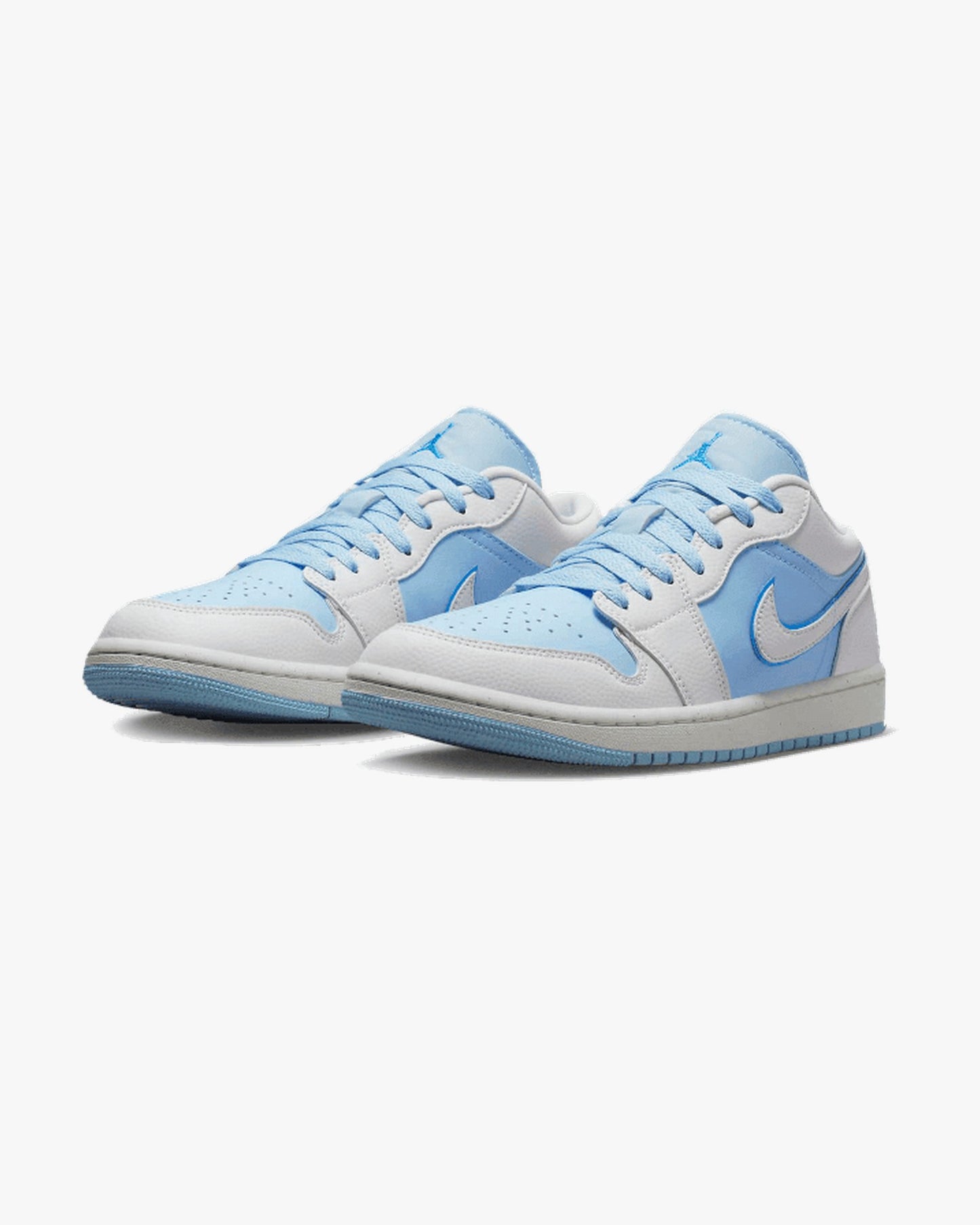Air Jordan 1 Low SE Reverse Ice Blue