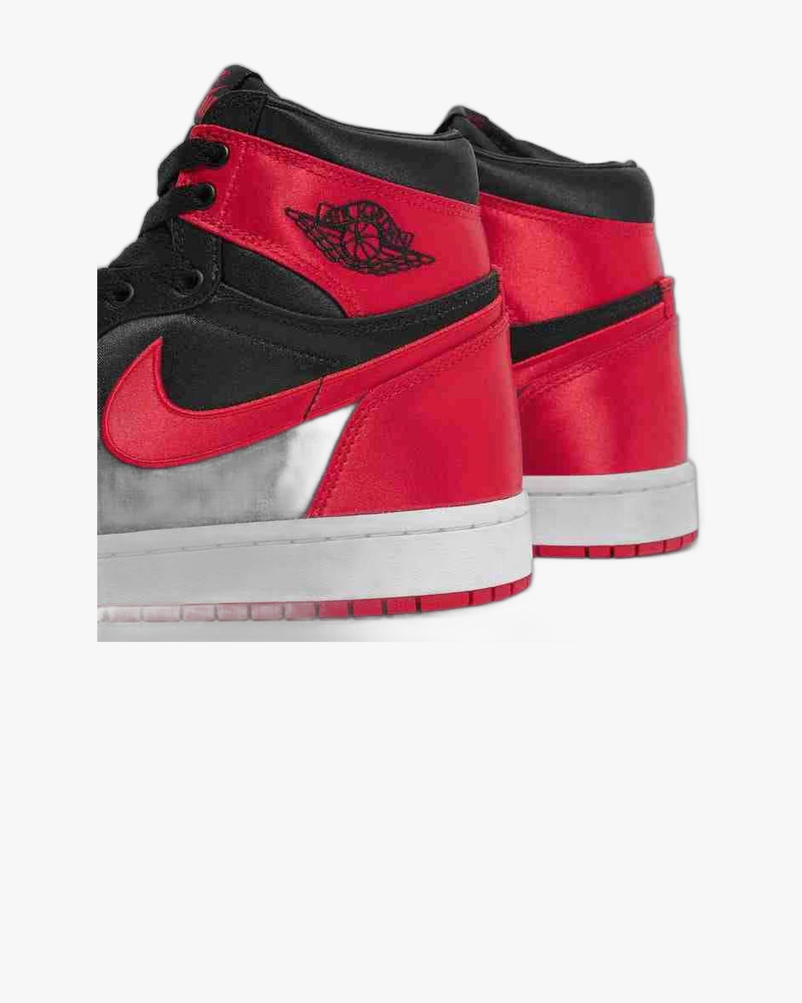 Air Jordan 1 Retro High OG Satin Bred