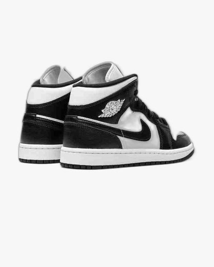 Air Jordan 1 Mid Panda