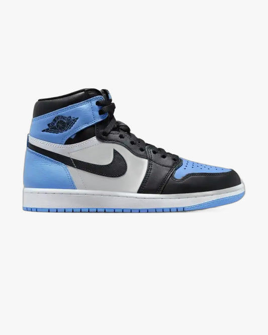 air-jordan-1-retro-high-og-unc-toe-dz5485-400-side_ac0eea87-5f40-4523-add3-1f30c7bef38b-768x768