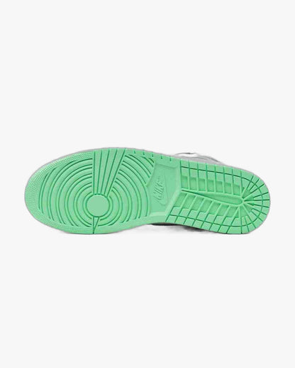 Air Jordan 1 Retro High OG "Green Glow"