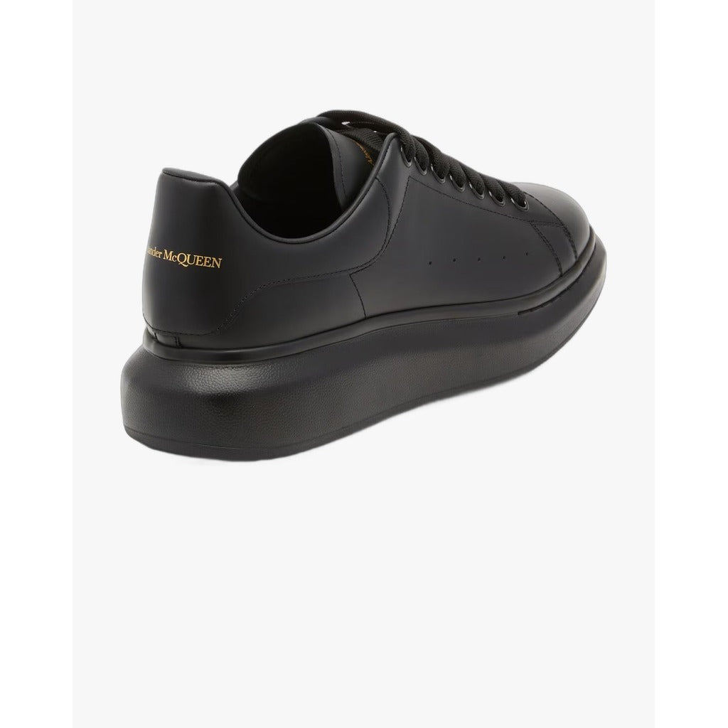 Alexander McQueen Oversized Sneaker Full Black - OneShoes (Foto 3)