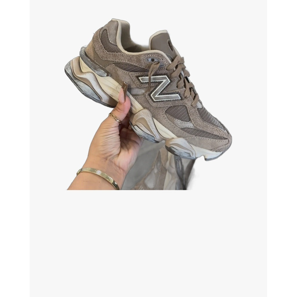 New Balance NB9060 PB Mushroom - OneShoes (Foto 5)