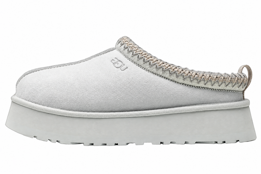 UGG Tazz Slipper Grey Titanium — vedere laterală, fundal alb